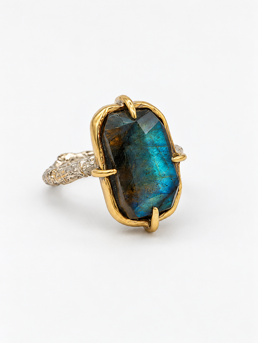 Labradorite Ring with Branch Band