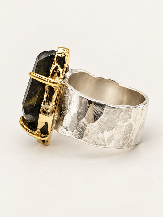 Labradorite Ring on Sterling Band