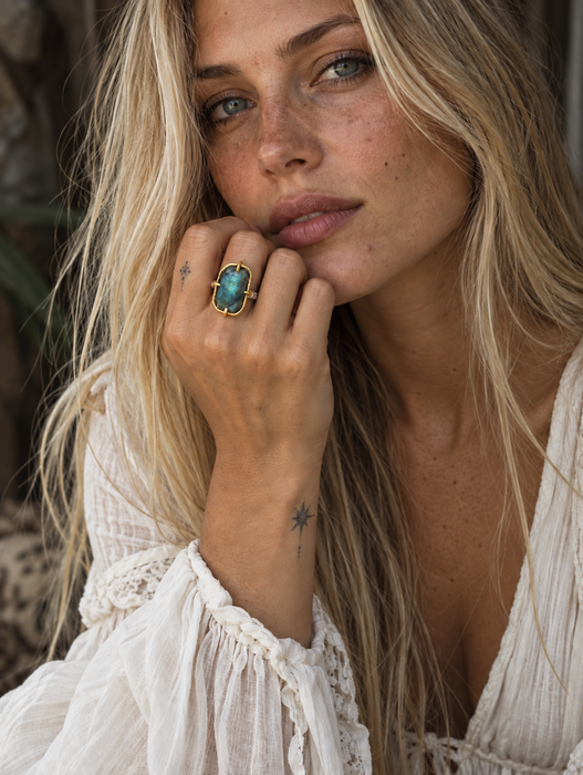 Labradorite Ring with Branch Band