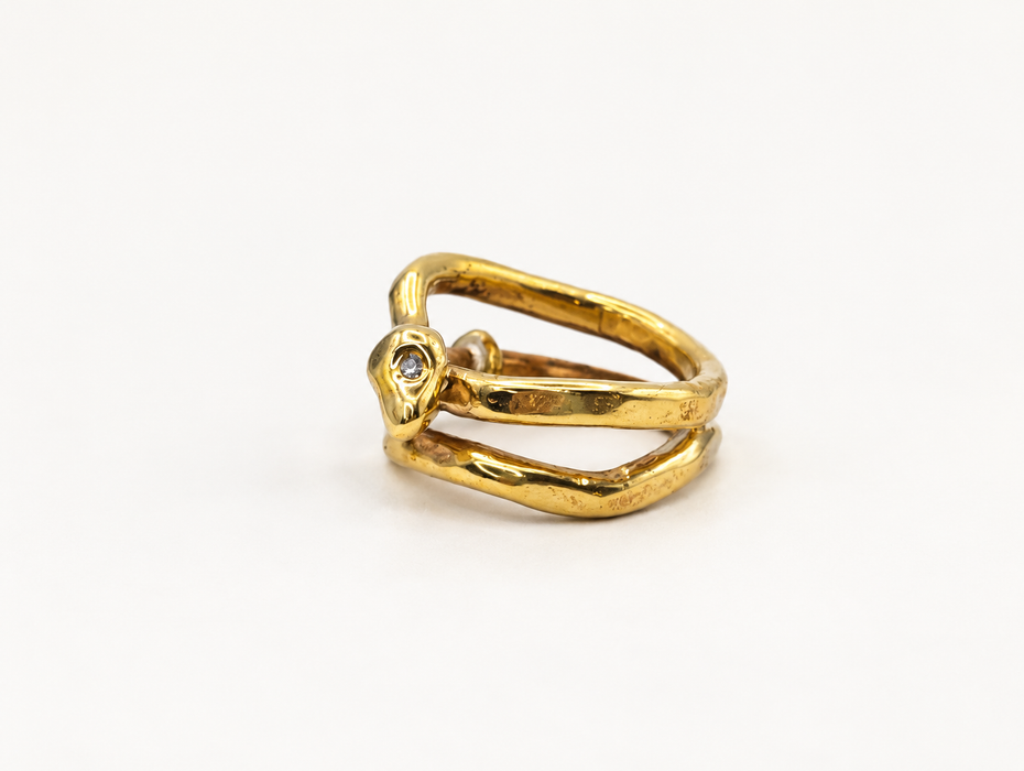 Diamond Eyes Snake Ring