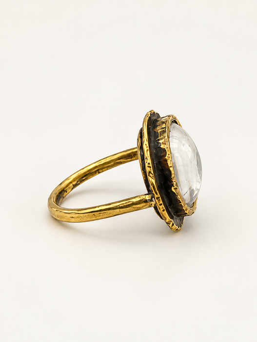 Diamond Eye Quartz Snake Ring