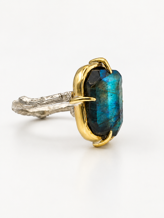 Labradorite Ring with Branch Band