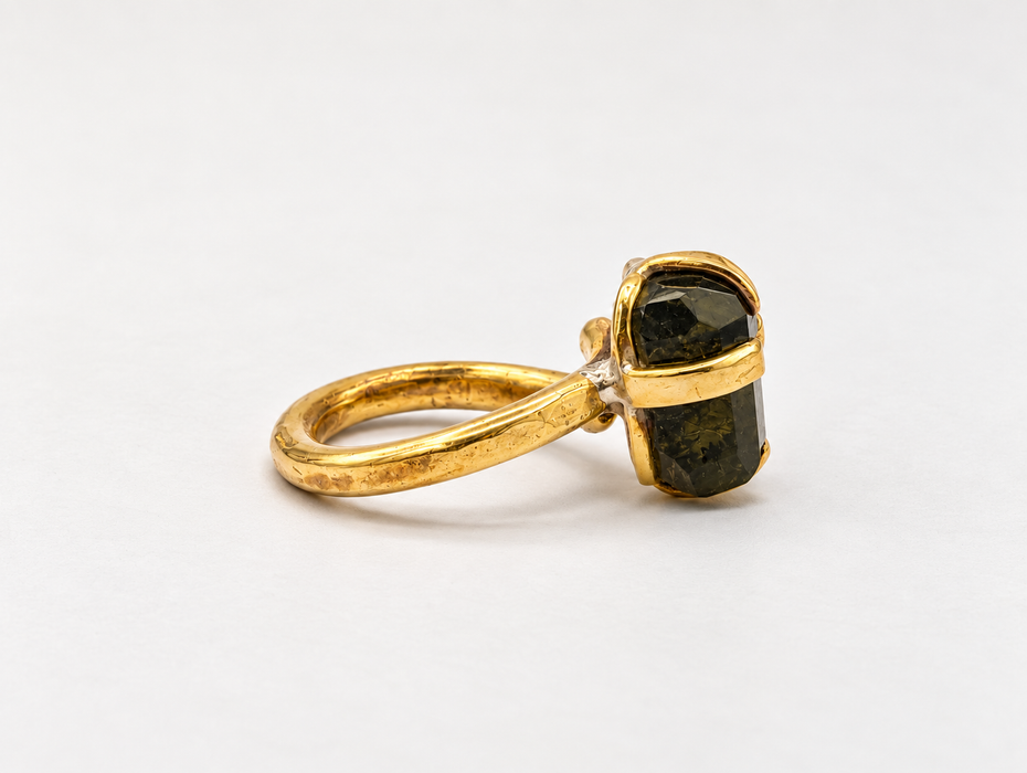 Labradorite Brass Prong Ring